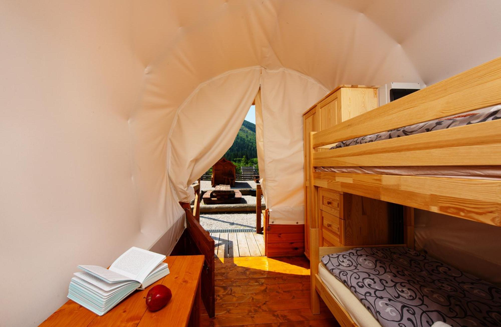 Гостевой дом Ranc Pod Ostrou Skalou Стратена Экстерьер фото